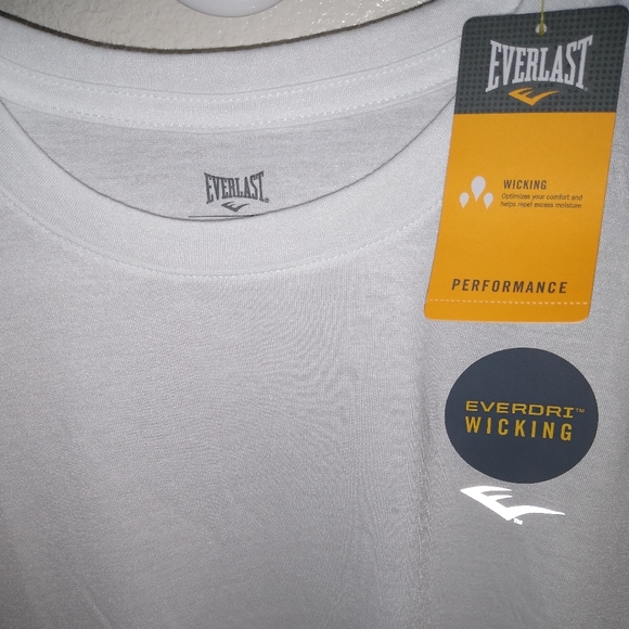 🎉1 Hr Sale🎉Everlast🌵NWT💕3 PK White/Gray Tees - Picture 10 of 10